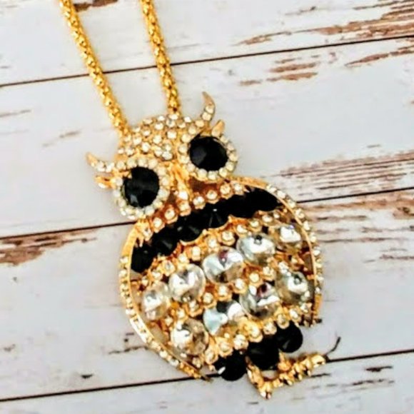 Jewelry - Crystal Owl Pendent